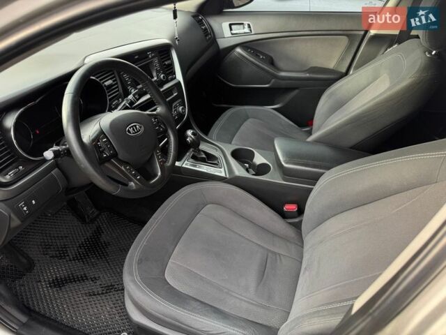Серый Киа Оптима, объемом двигателя 2.4 л и пробегом 270 тыс. км за 9000 $, фото 16 на Automoto.ua