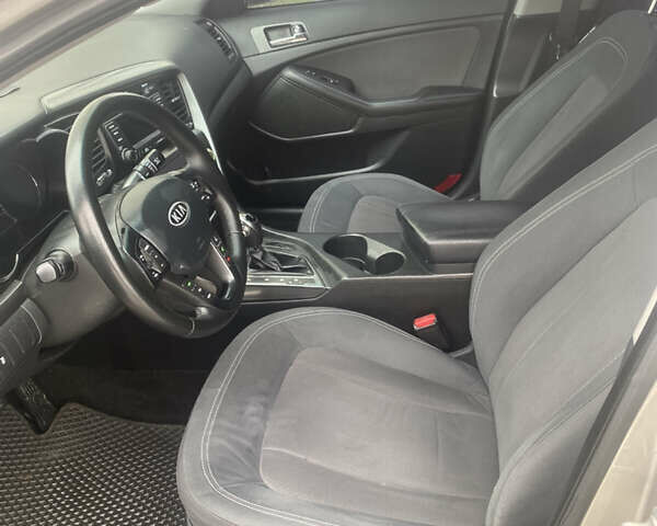 Серый Киа Оптима, объемом двигателя 2.36 л и пробегом 330 тыс. км за 9300 $, фото 7 на Automoto.ua