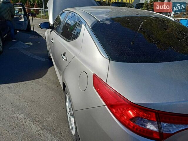 Серый Киа Оптима, объемом двигателя 2 л и пробегом 236 тыс. км за 8999 $, фото 5 на Automoto.ua