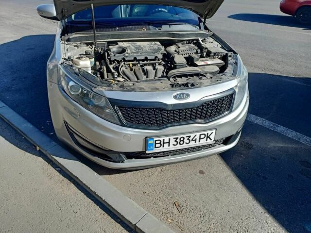 Серый Киа Оптима, объемом двигателя 2 л и пробегом 220 тыс. км за 8599 $, фото 3 на Automoto.ua