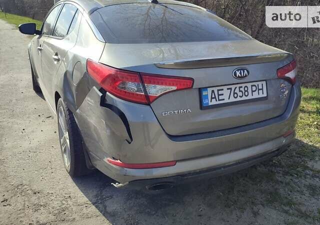 Сірий Кіа Оптіма, об'ємом двигуна 2 л та пробігом 125 тис. км за 8700 $, фото 67 на Automoto.ua