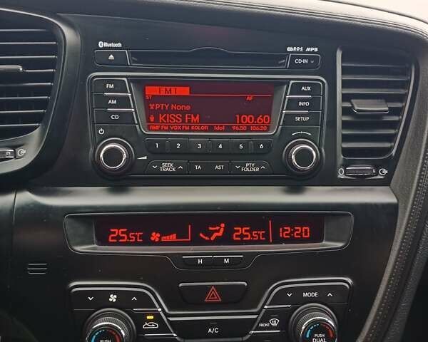 Серый Киа Оптима, объемом двигателя 2 л и пробегом 102 тыс. км за 9999 $, фото 58 на Automoto.ua