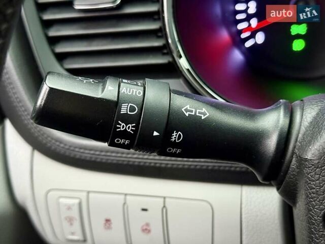 Сірий Кіа Оптіма, об'ємом двигуна 2.36 л та пробігом 151 тис. км за 8900 $, фото 20 на Automoto.ua