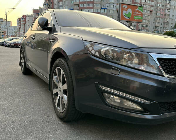 Серый Киа Оптима, объемом двигателя 2.01 л и пробегом 104 тыс. км за 11100 $, фото 1 на Automoto.ua