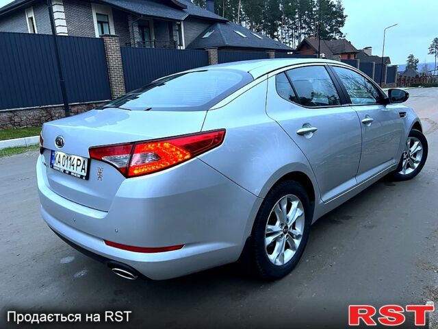 Серый Киа Оптима, объемом двигателя 2 л и пробегом 330 тыс. км за 8300 $, фото 3 на Automoto.ua