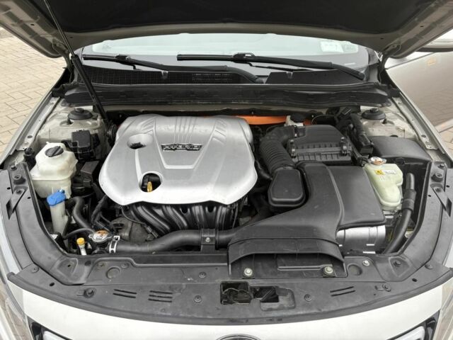 Серый Киа Оптима, объемом двигателя 2.4 л и пробегом 230 тыс. км за 9000 $, фото 6 на Automoto.ua