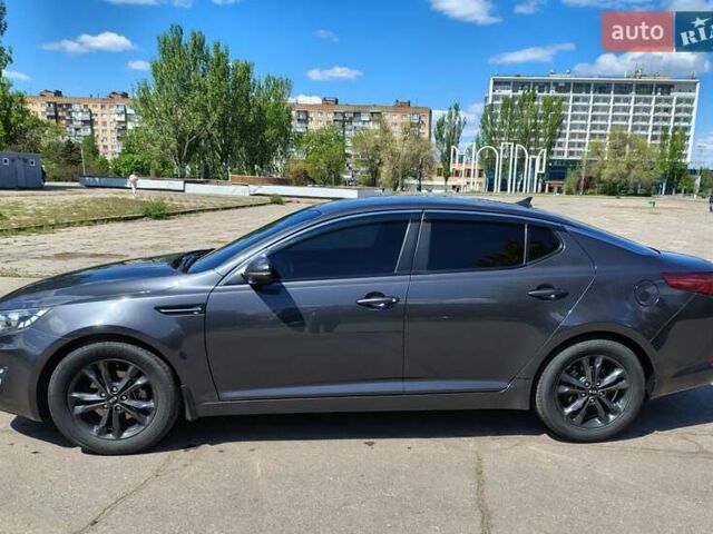 Сірий Кіа Оптіма, об'ємом двигуна 2 л та пробігом 200 тис. км за 10999 $, фото 4 на Automoto.ua