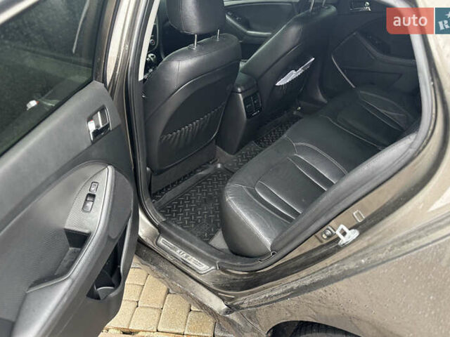 Сірий Кіа Оптіма, об'ємом двигуна 2 л та пробігом 99 тис. км за 8990 $, фото 23 на Automoto.ua