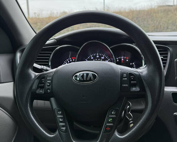 Серый Киа Оптима, объемом двигателя 2.36 л и пробегом 196 тыс. км за 7300 $, фото 16 на Automoto.ua