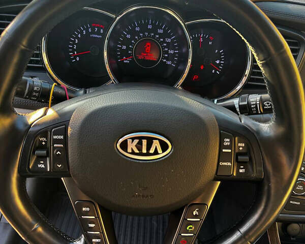 Сірий Кіа Оптіма, об'ємом двигуна 2.36 л та пробігом 218 тис. км за 9200 $, фото 27 на Automoto.ua