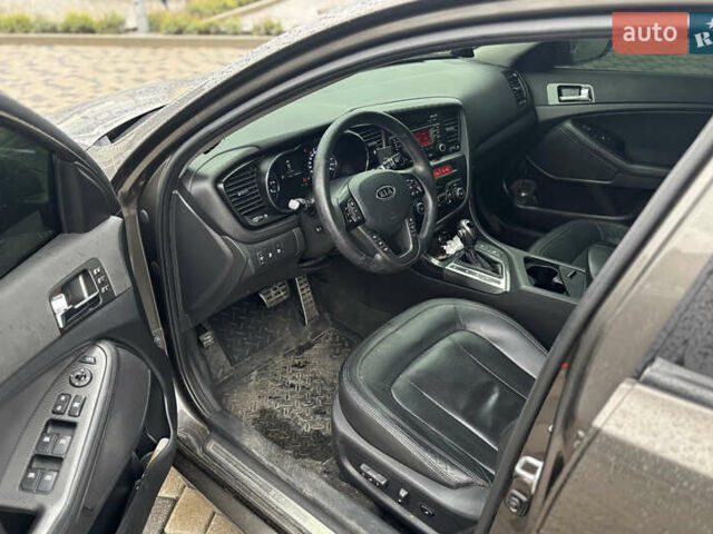 Сірий Кіа Оптіма, об'ємом двигуна 2 л та пробігом 99 тис. км за 8990 $, фото 15 на Automoto.ua