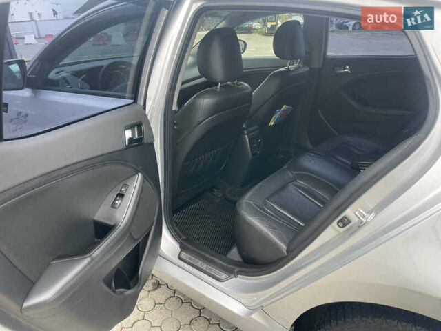 Сірий Кіа Оптіма, об'ємом двигуна 2 л та пробігом 230 тис. км за 8500 $, фото 10 на Automoto.ua