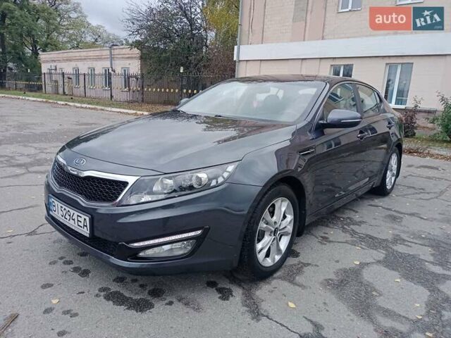 Серый Киа Оптима, объемом двигателя 2 л и пробегом 102 тыс. км за 9999 $, фото 20 на Automoto.ua