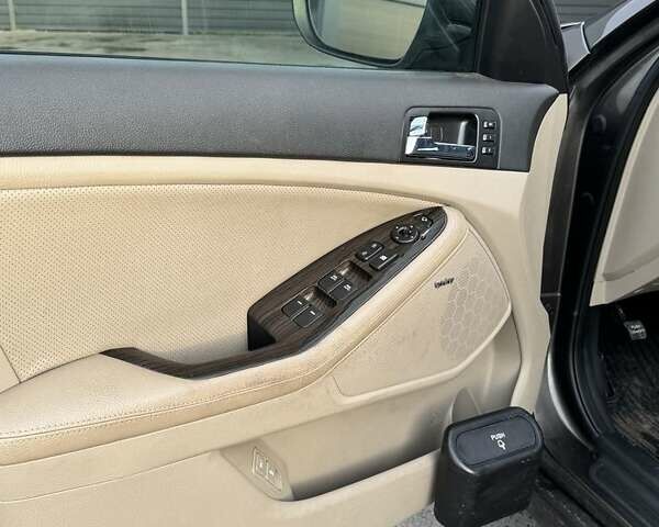 Серый Киа Оптима, объемом двигателя 2.4 л и пробегом 200 тыс. км за 8999 $, фото 3 на Automoto.ua