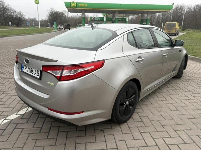 Серый Киа Оптима, объемом двигателя 2.4 л и пробегом 230 тыс. км за 9000 $, фото 4 на Automoto.ua