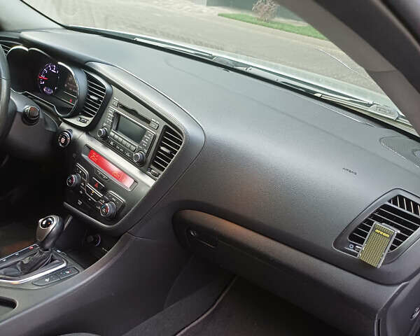 Серый Киа Оптима, объемом двигателя 2 л и пробегом 187 тыс. км за 9500 $, фото 18 на Automoto.ua