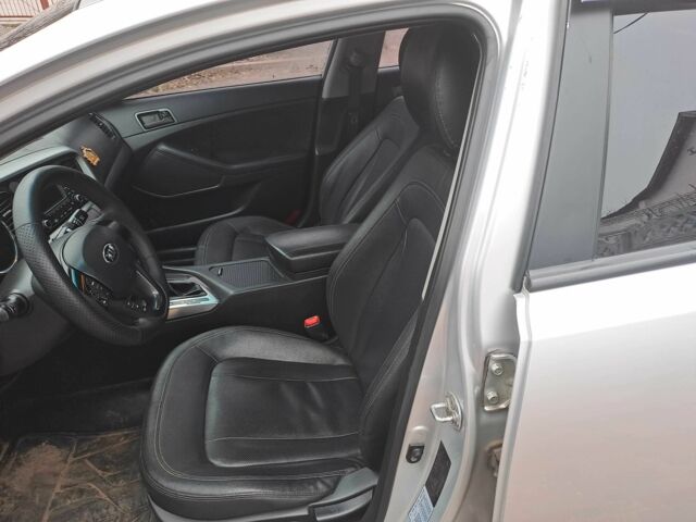 Серый Киа Оптима, объемом двигателя 2 л и пробегом 240 тыс. км за 8100 $, фото 4 на Automoto.ua