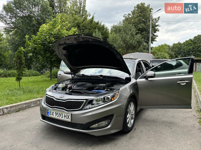 Сірий Кіа Оптіма, об'ємом двигуна 2.4 л та пробігом 223 тис. км за 8999 $, фото 32 на Automoto.ua