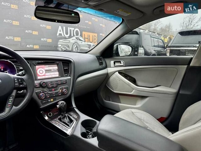 Сірий Кіа Оптіма, об'ємом двигуна 2.36 л та пробігом 151 тис. км за 8900 $, фото 14 на Automoto.ua