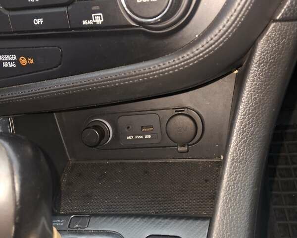 Серый Киа Оптима, объемом двигателя 2 л и пробегом 323 тыс. км за 9300 $, фото 9 на Automoto.ua