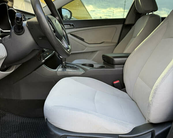 Сірий Кіа Оптіма, об'ємом двигуна 2.36 л та пробігом 196 тис. км за 7500 $, фото 14 на Automoto.ua