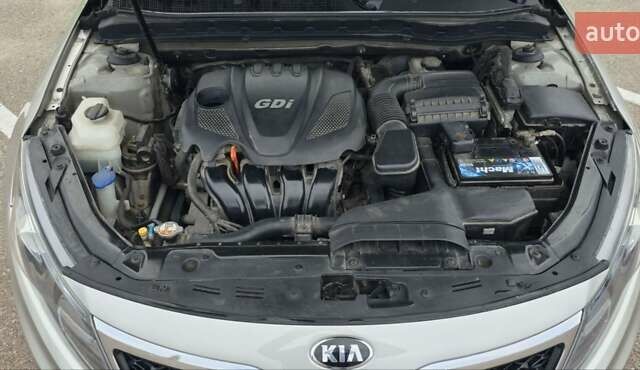 Сірий Кіа Оптіма, об'ємом двигуна 2.36 л та пробігом 112 тис. км за 9500 $, фото 6 на Automoto.ua