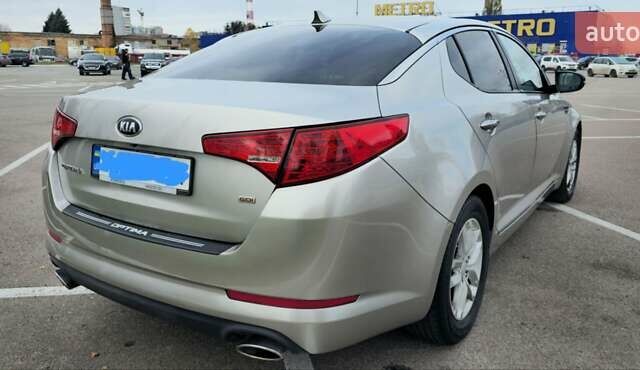 Сірий Кіа Оптіма, об'ємом двигуна 2.36 л та пробігом 112 тис. км за 9500 $, фото 5 на Automoto.ua