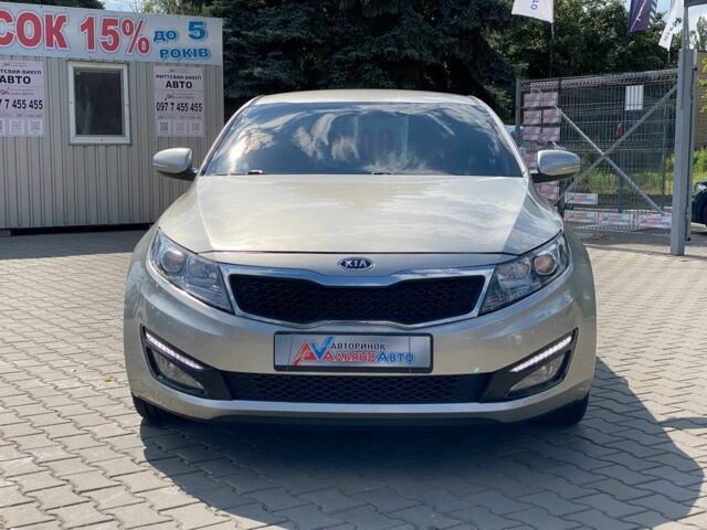 Сірий Кіа Оптіма, об'ємом двигуна 2 л та пробігом 121 тис. км за 10900 $, фото 1 на Automoto.ua