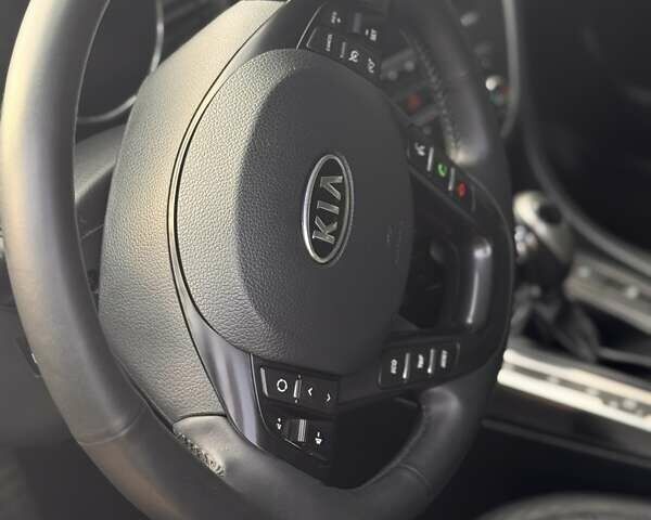 Сірий Кіа Оптіма, об'ємом двигуна 2 л та пробігом 277 тис. км за 9948 $, фото 7 на Automoto.ua