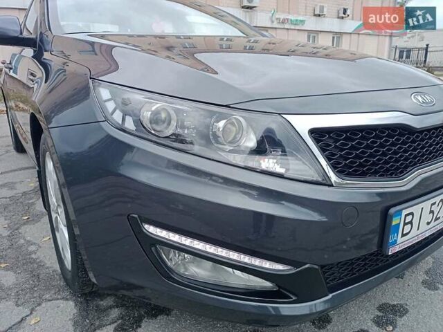 Серый Киа Оптима, объемом двигателя 2 л и пробегом 102 тыс. км за 9999 $, фото 25 на Automoto.ua