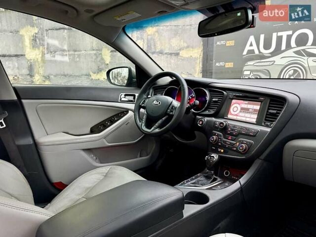 Сірий Кіа Оптіма, об'ємом двигуна 2.36 л та пробігом 151 тис. км за 8900 $, фото 12 на Automoto.ua