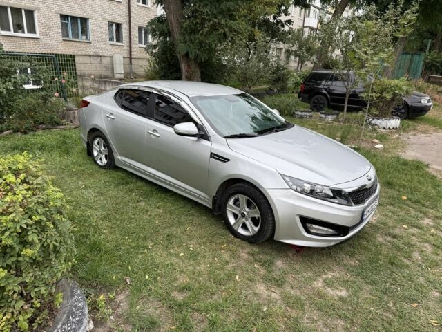 Серый Киа Оптима, объемом двигателя 2 л и пробегом 280 тыс. км за 7500 $, фото 5 на Automoto.ua