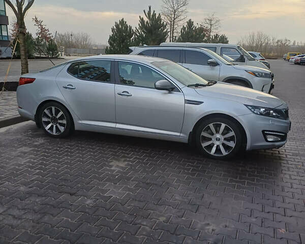 Серый Киа Оптима, объемом двигателя 2 л и пробегом 187 тыс. км за 9500 $, фото 1 на Automoto.ua