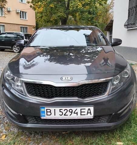 Серый Киа Оптима, объемом двигателя 2 л и пробегом 101 тыс. км за 9000 $, фото 3 на Automoto.ua