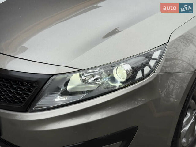 Сірий Кіа Оптіма, об'ємом двигуна 2.4 л та пробігом 221 тис. км за 6699 $, фото 14 на Automoto.ua