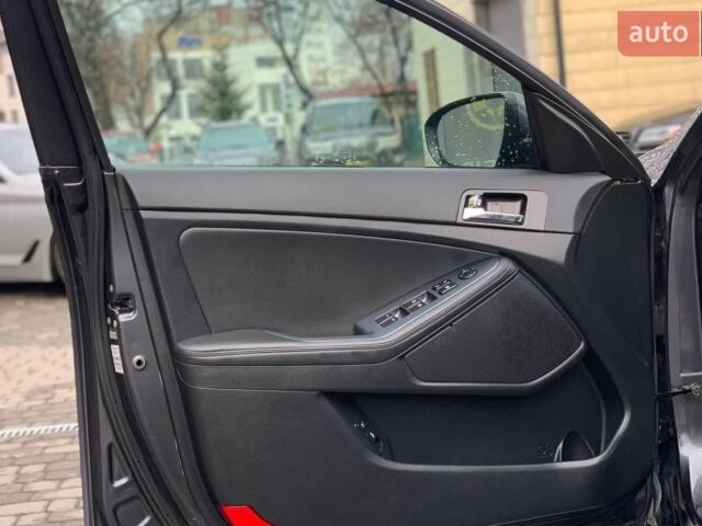 Сірий Кіа Оптіма, об'ємом двигуна 2.36 л та пробігом 167 тис. км за 8500 $, фото 6 на Automoto.ua