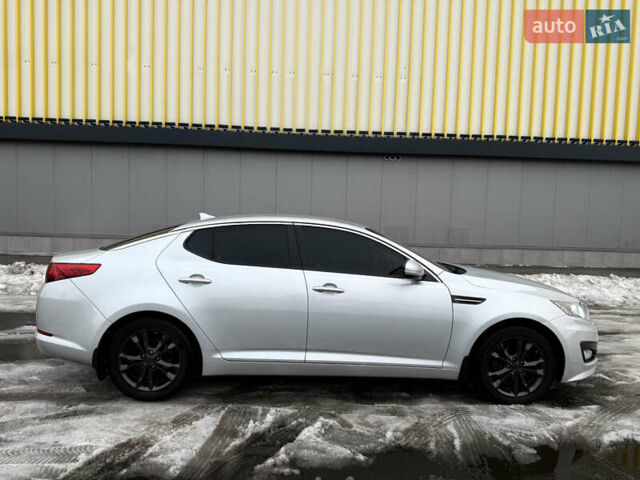 Сірий Кіа Оптіма, об'ємом двигуна 2.36 л та пробігом 196 тис. км за 7400 $, фото 8 на Automoto.ua