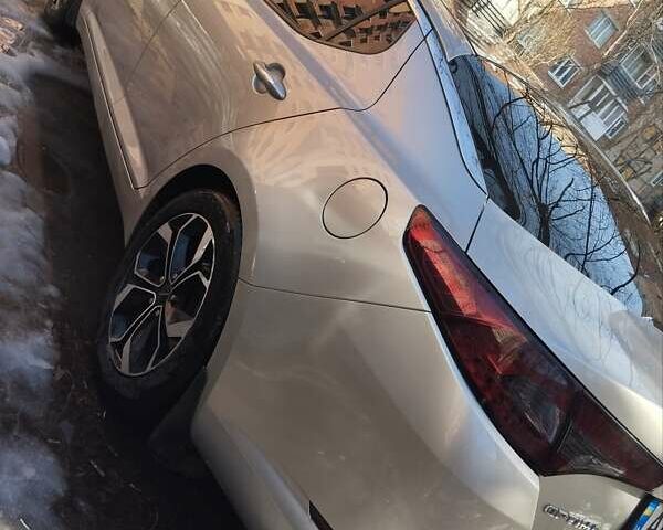 Сірий Кіа Оптіма, об'ємом двигуна 2 л та пробігом 150 тис. км за 10999 $, фото 43 на Automoto.ua