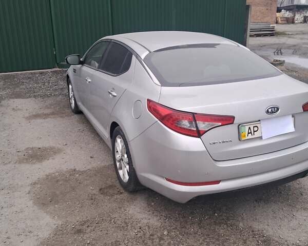 Серый Киа Оптима, объемом двигателя 2 л и пробегом 323 тыс. км за 9300 $, фото 4 на Automoto.ua