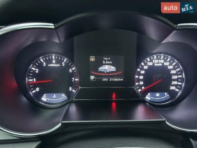 Сірий Кіа Оптіма, об'ємом двигуна 2 л та пробігом 211 тис. км за 10000 $, фото 2 на Automoto.ua