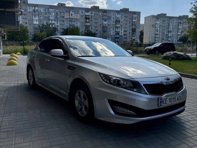 Серый Киа Оптима, объемом двигателя 2 л и пробегом 204 тыс. км за 8000 $, фото 2 на Automoto.ua