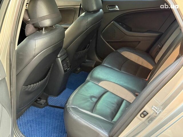 Серый Киа Оптима, объемом двигателя 2.4 л и пробегом 293 тыс. км за 10990 $, фото 13 на Automoto.ua