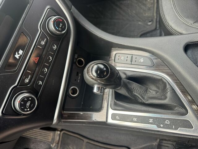 Серый Киа Оптима, объемом двигателя 2 л и пробегом 238 тыс. км за 6700 $, фото 6 на Automoto.ua