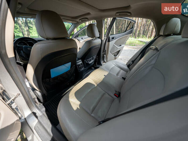 Серый Киа Оптима, объемом двигателя 2.4 л и пробегом 200 тыс. км за 9000 $, фото 27 на Automoto.ua