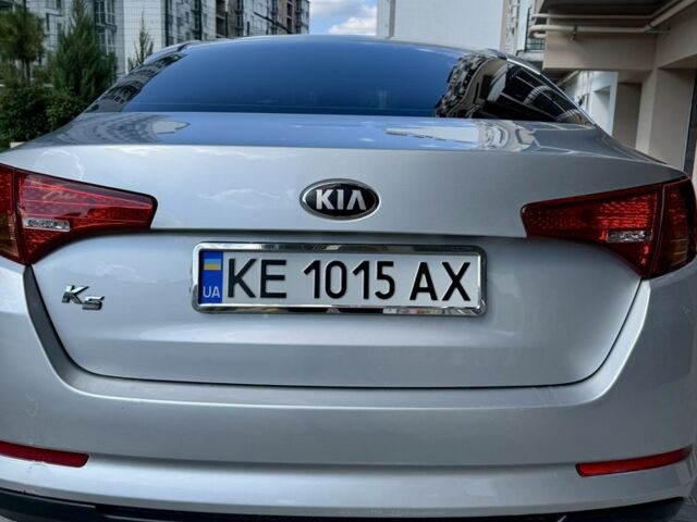 Серый Киа Оптима, объемом двигателя 2 л и пробегом 204 тыс. км за 8000 $, фото 12 на Automoto.ua