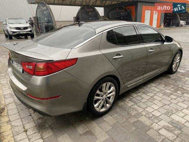 Серый Киа Оптима, объемом двигателя 2 л и пробегом 88 тыс. км за 13200 $, фото 4 на Automoto.ua