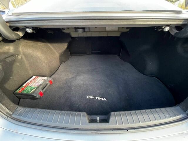 Серый Киа Оптима, объемом двигателя 2 л и пробегом 193 тыс. км за 9999 $, фото 22 на Automoto.ua