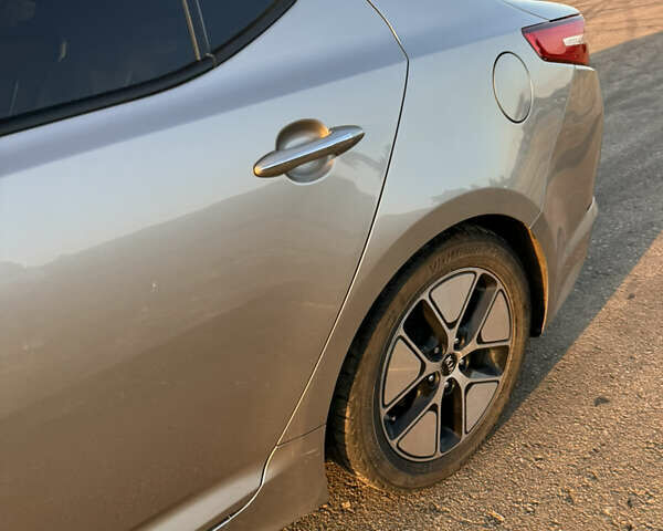 Киа Оптима 2013 в Одессе на Automoto.ua Серый Киа Оптима, объемом двигателя 2.36 л и пробегом 180 тыс. км за 10800 $, фото 19 на Automoto.ua