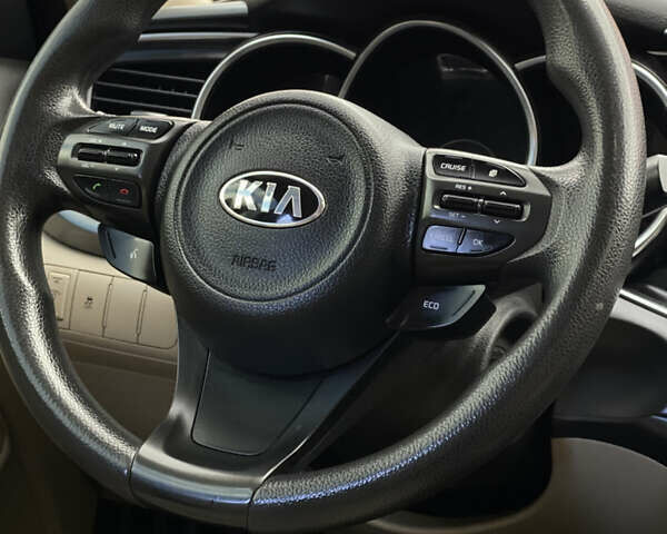 Киа Оптима 2013 в Бурштыне на Automoto.ua Серый Киа Оптима, объемом двигателя 2.4 л и пробегом 210 тыс. км за 9300 $, фото 44 на Automoto.ua