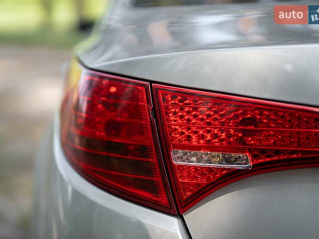 Серый Киа Оптима, объемом двигателя 2.4 л и пробегом 200 тыс. км за 9000 $, фото 54 на Automoto.ua